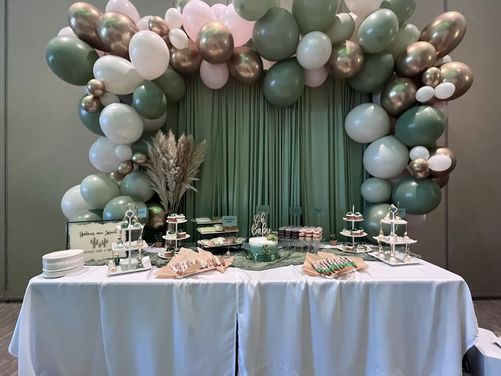 Dessert table of Lonnie's Sweet Treats push-up cakes and pies